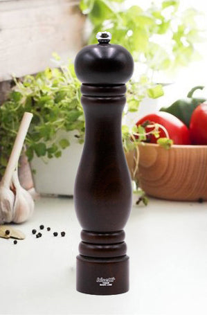 SORRENTO PEPPER  MILL WALNUT 25 CM